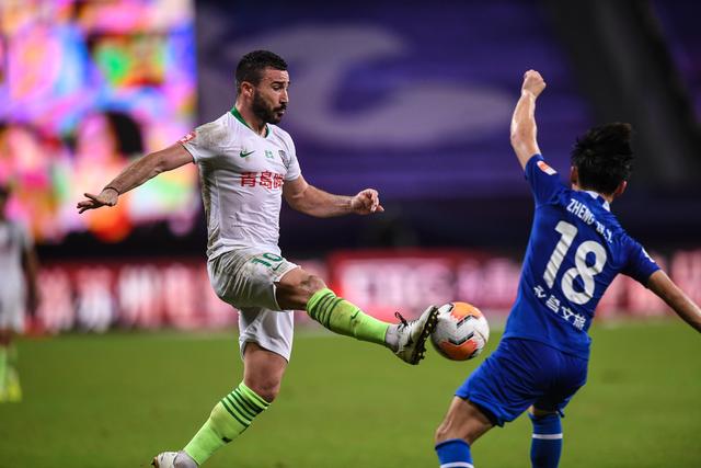 38岁拉莫斯在社交媒体晒照发文：秋季训练！